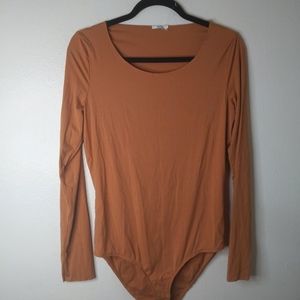 Wilfred Aritzia Snap Body Suit NWOT